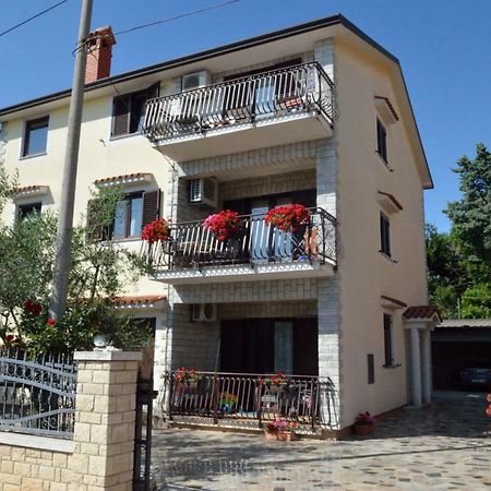 Apartments Ruza Umag Exterior photo
