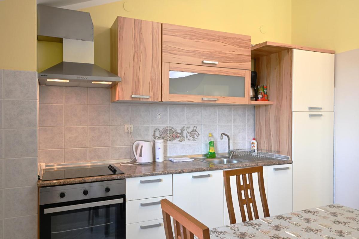 Apartments Ruza Umag Exterior photo